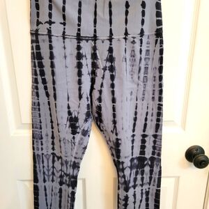 Lululemon Leggings, Size 10, black/gray tie-dye